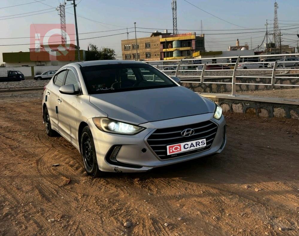هيونداي النترا